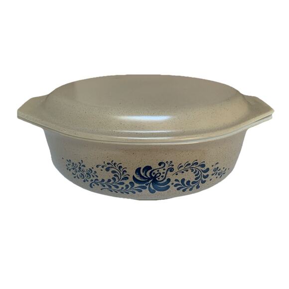 Vintage Pyrex Homestead Pattern Oval 2 1/2 Qt Lidded Casserole Dish - Picture 1 of 9